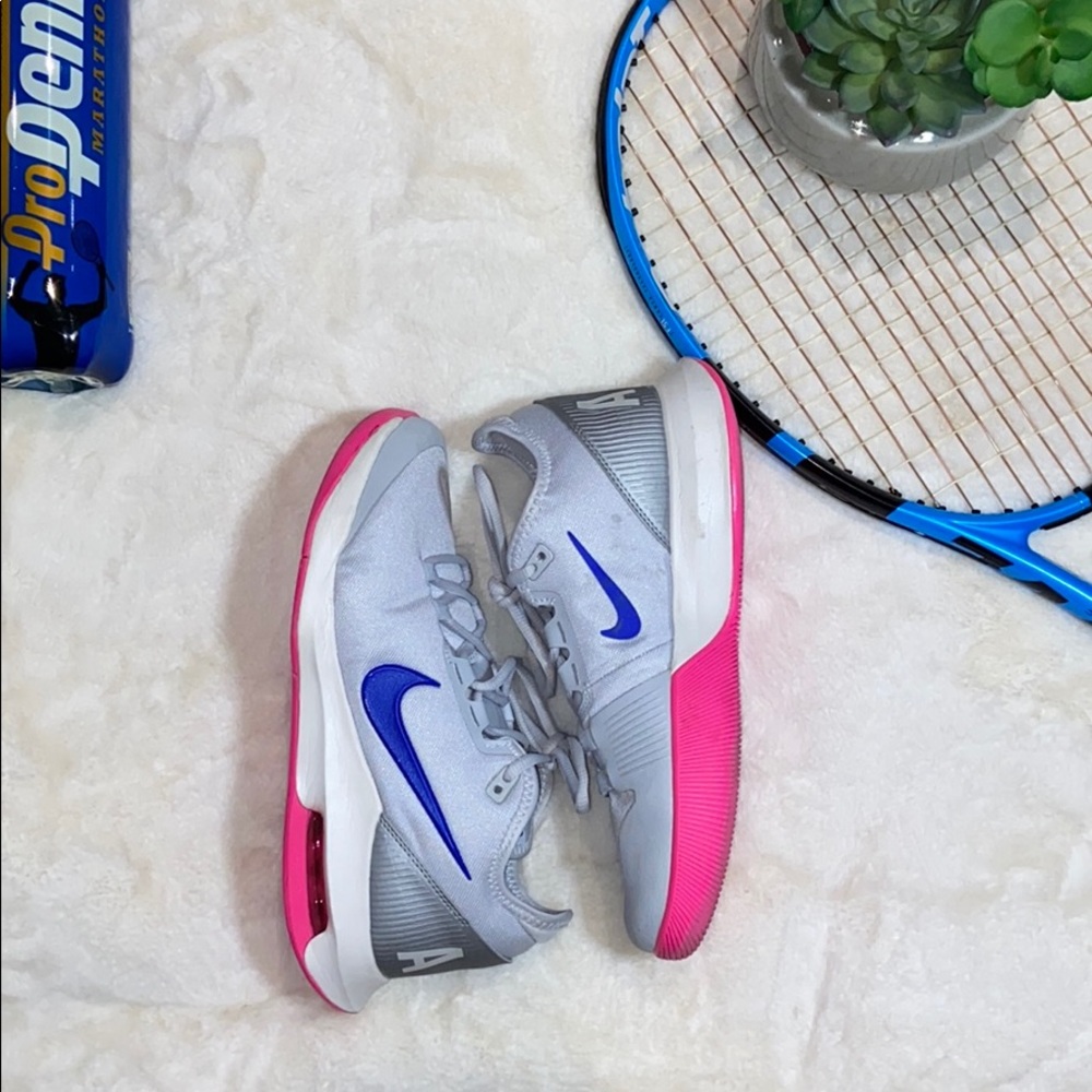 Grey Nike Air Tennis Court Shoes!